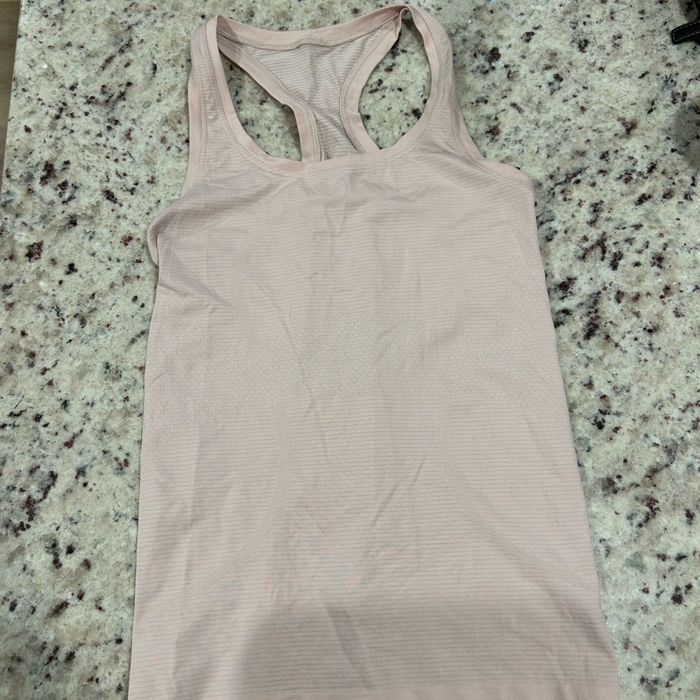 Lululemon Athletica light pink swiftly tech tank top size 2